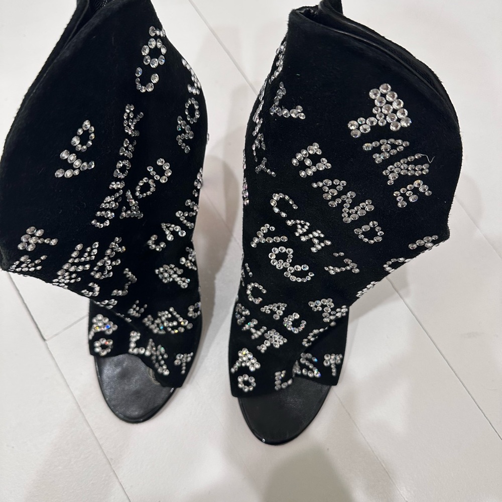 Giuseppe Zanotti Black Heeled Boots with Text Pattern